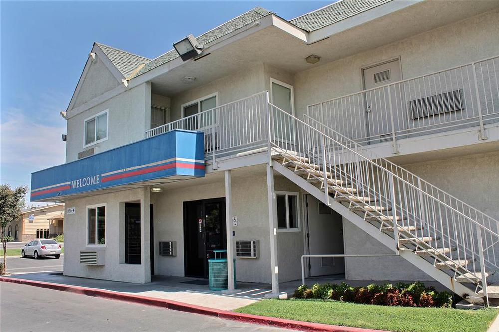 Motel 6-Bakersfield, Ca - East Εξωτερικό φωτογραφία
