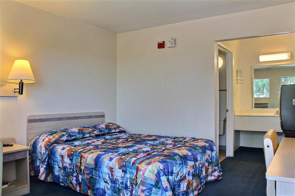 Motel 6-Bakersfield, Ca - East Δωμάτιο φωτογραφία