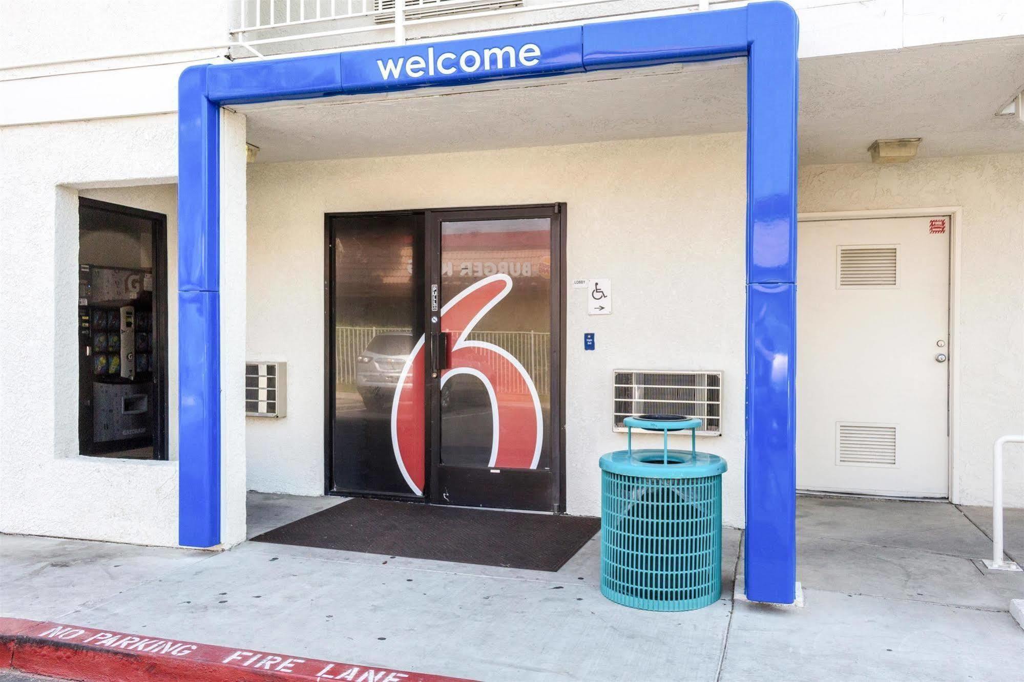 Motel 6-Bakersfield, Ca - East Εξωτερικό φωτογραφία