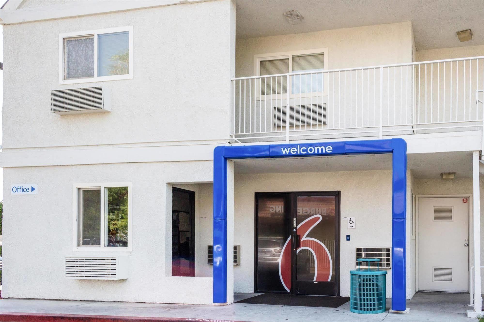 Motel 6-Bakersfield, Ca - East Εξωτερικό φωτογραφία