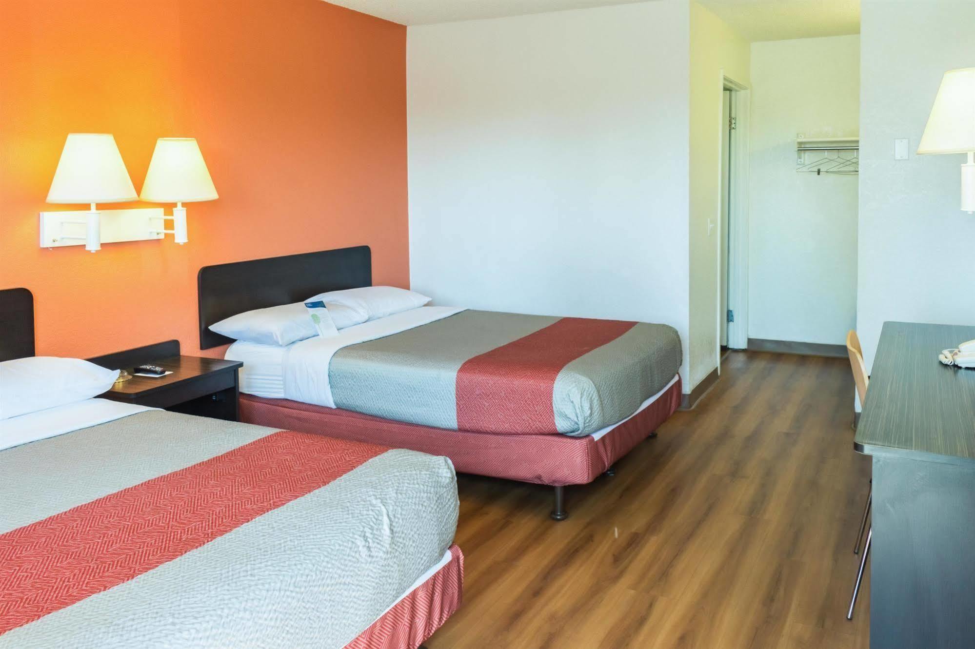 Motel 6-Bakersfield, Ca - East Εξωτερικό φωτογραφία