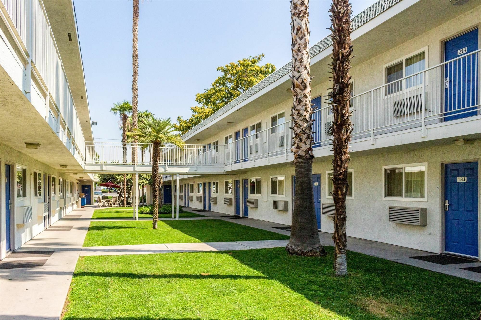Motel 6-Bakersfield, Ca - East Εξωτερικό φωτογραφία
